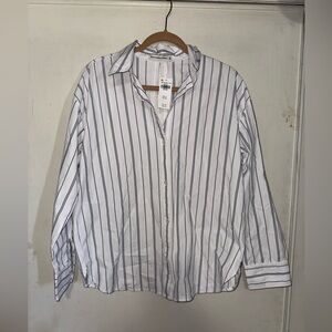 Abercrombie & Fitch Classic White and Black Striped Shirt